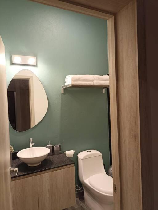 הוילה גואדלחארה Casa Familiar Con Alberca Privada Climatizada מראה חיצוני תמונה