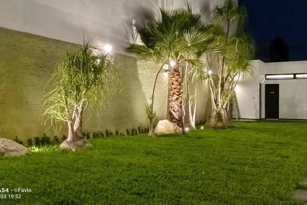 הוילה גואדלחארה Casa Familiar Con Alberca Privada Climatizada מראה חיצוני תמונה